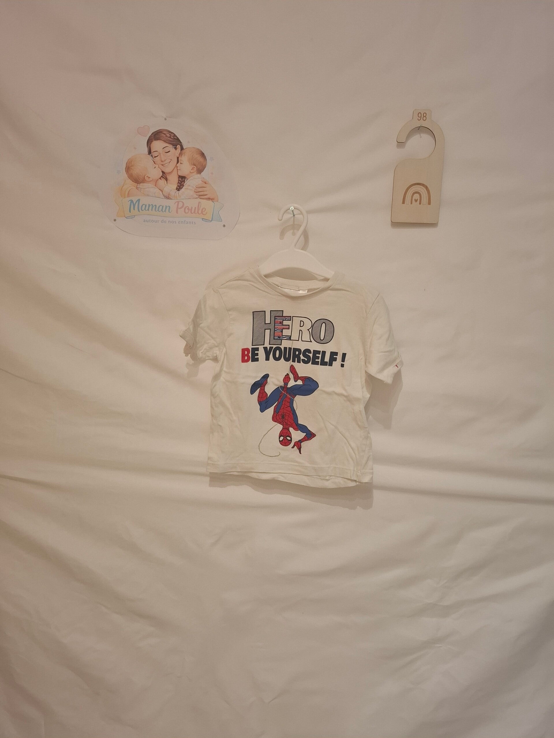 Tee-shirt blanc imprimé Spiderman T98