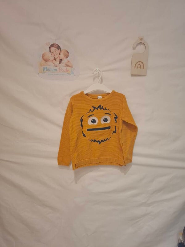 Pull moutarde imprimé T98