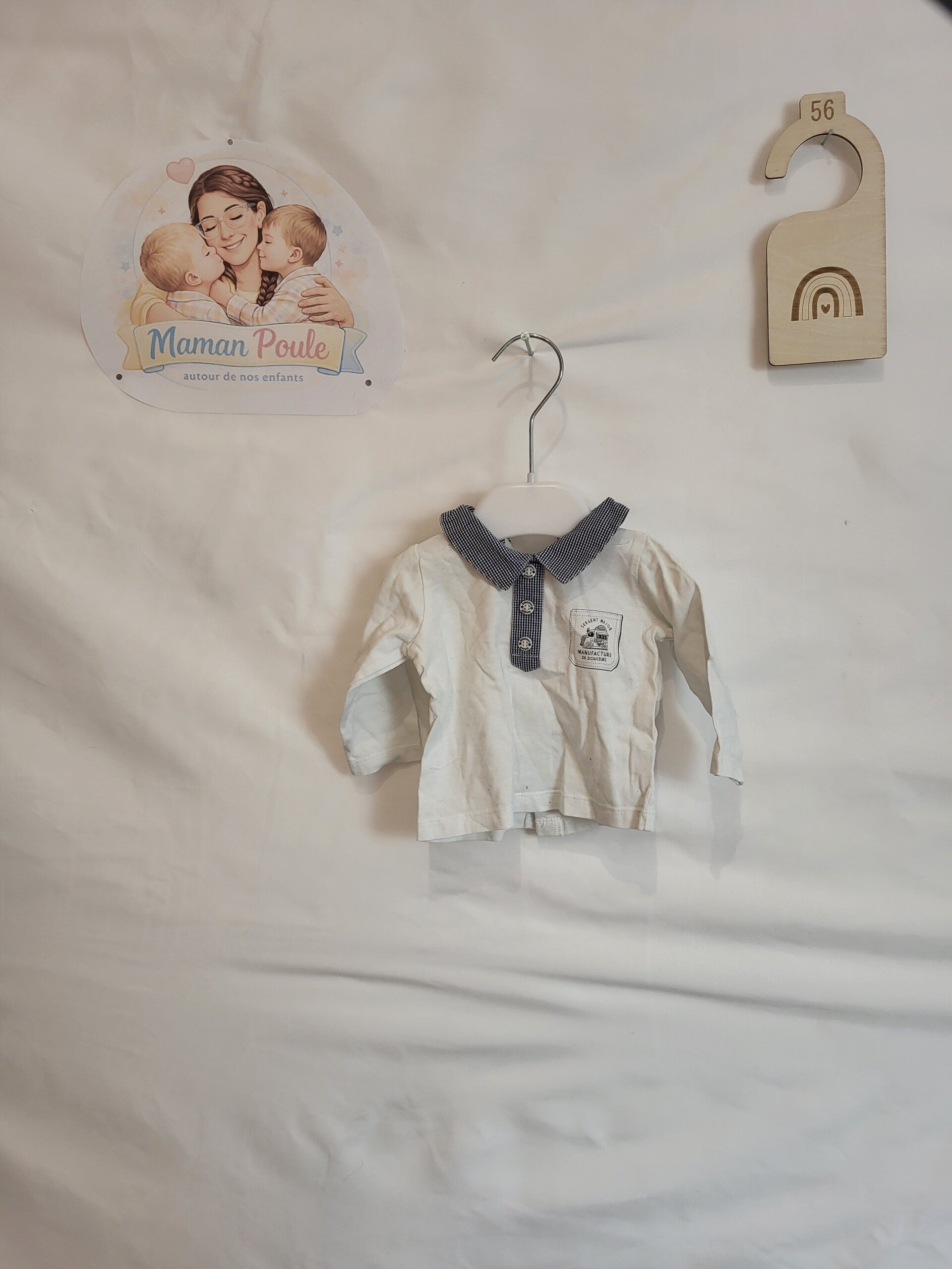 Tee-shirt manches longues blanc à col bleu marine T56