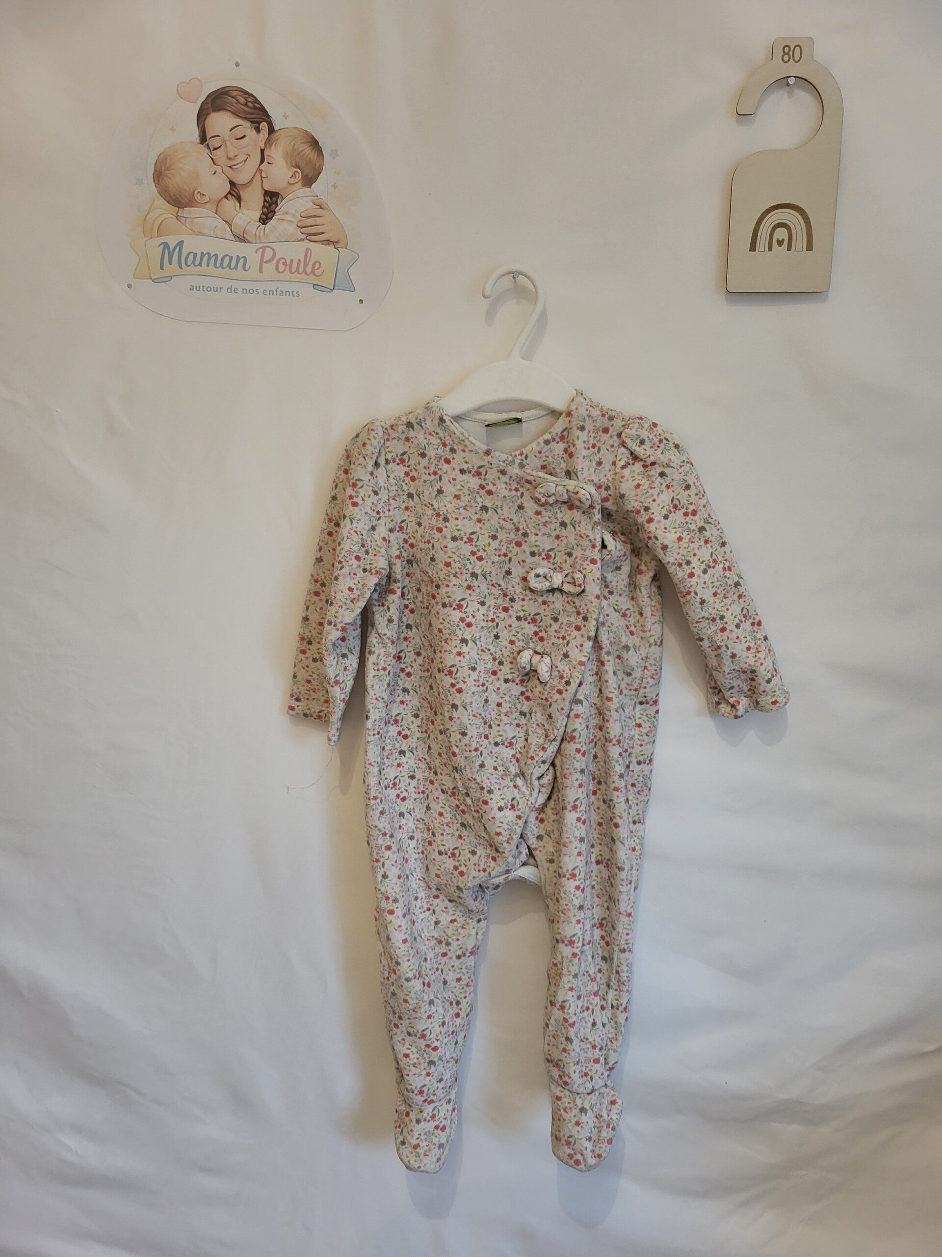 Pyjama fleuri en velours (ouverture devant) T80