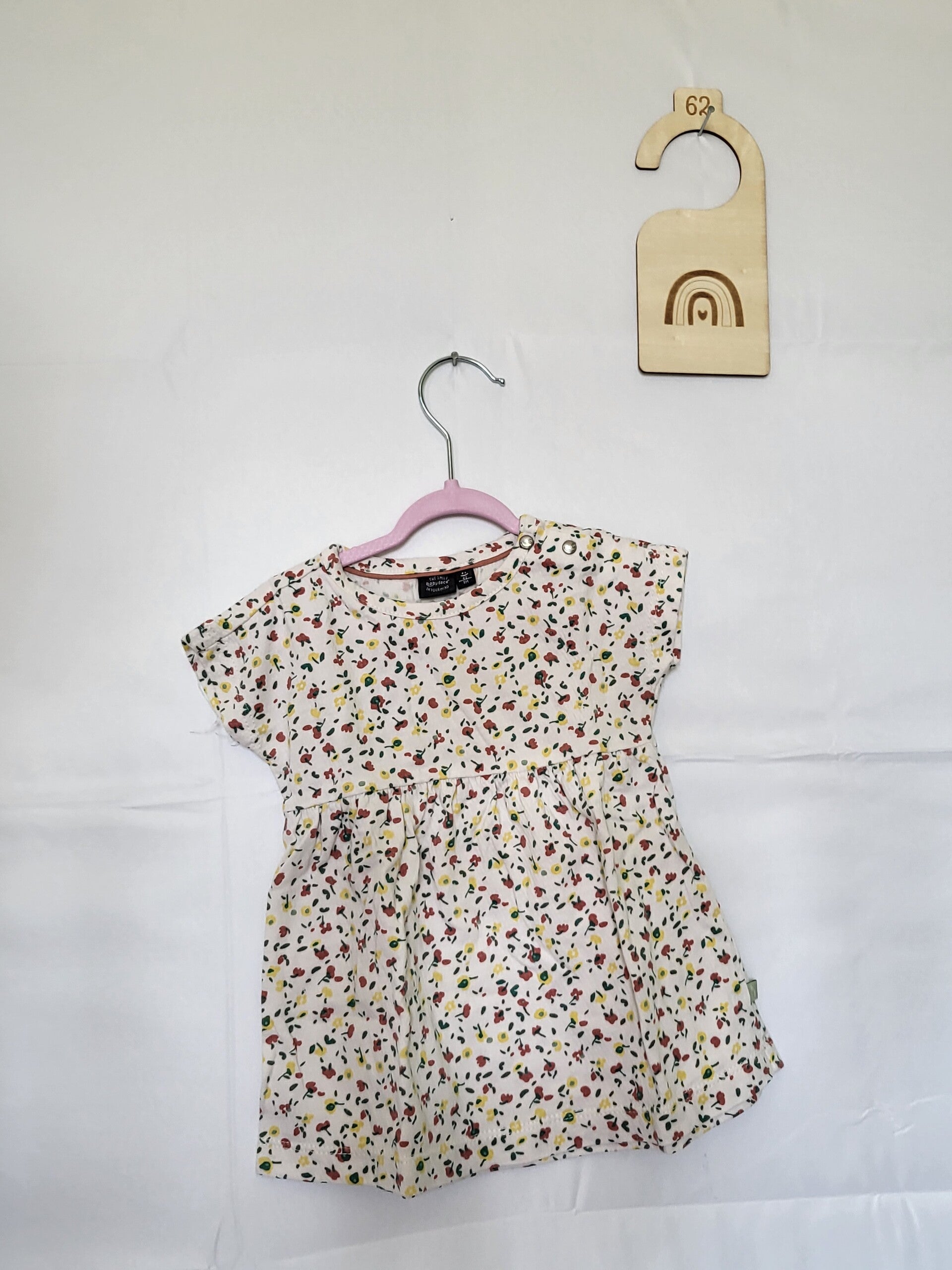 Robe T62