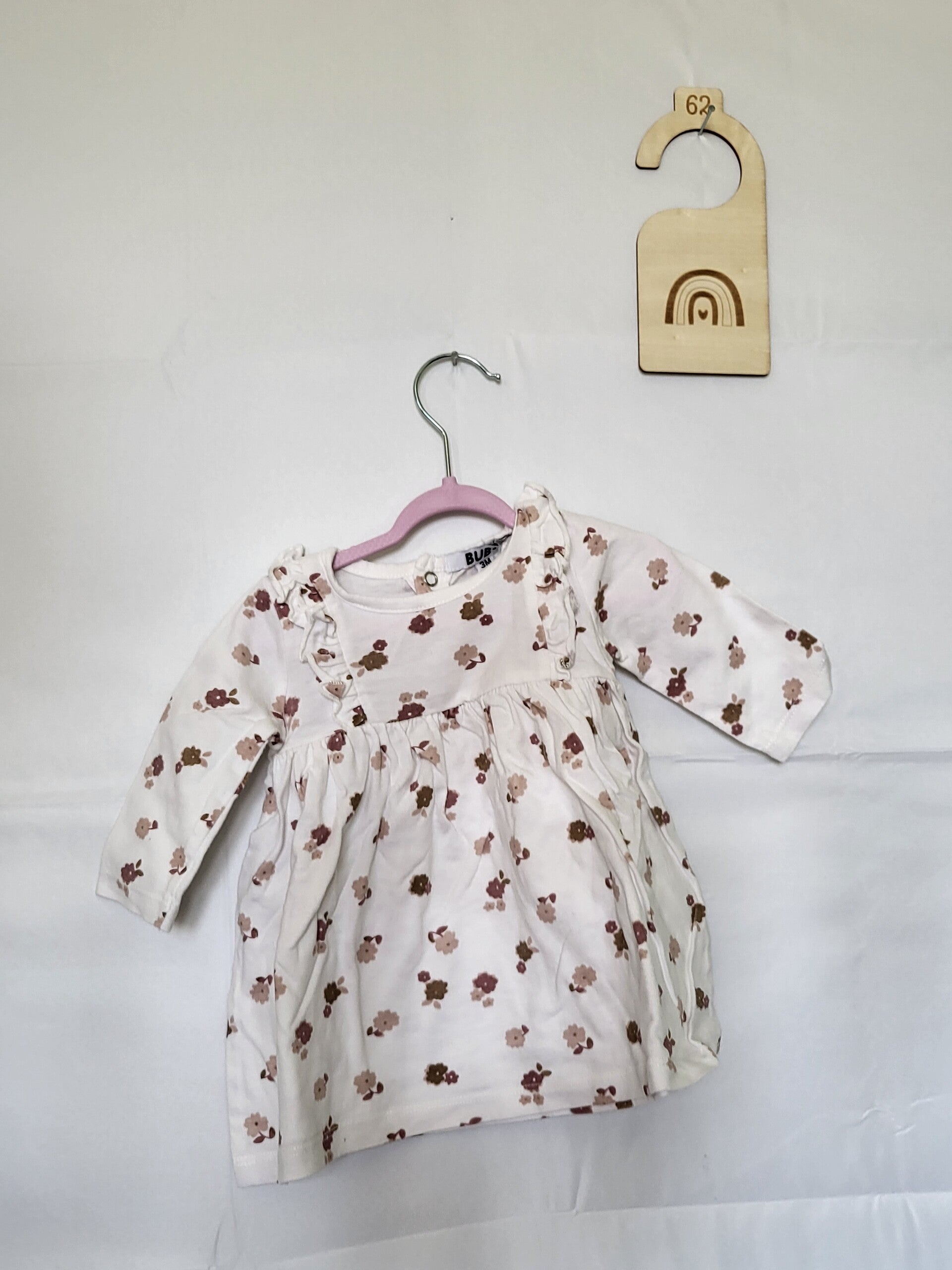 Robe T62