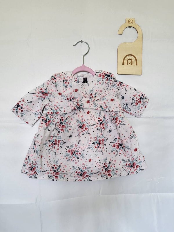 Robe T62