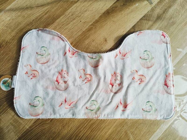 Linge de régurgitation (éponge) Blanc et Rose