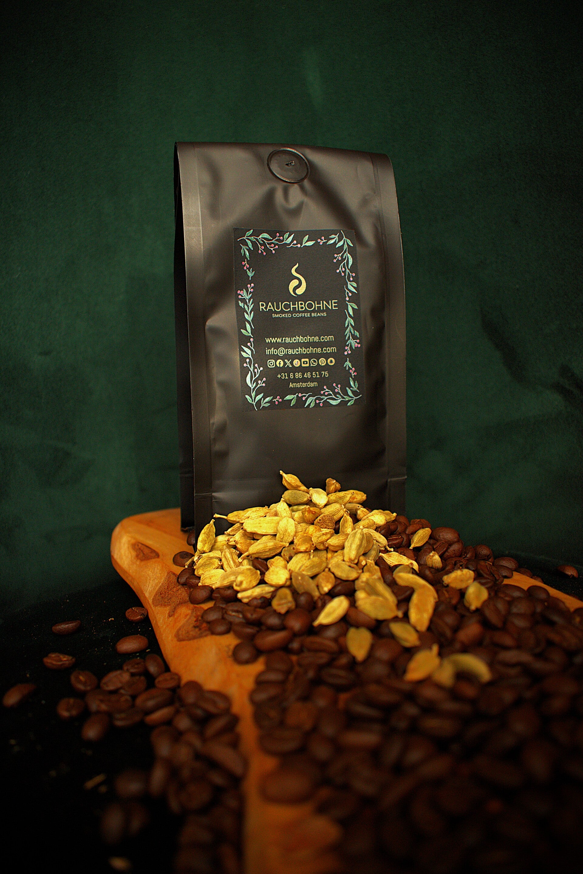 RauchBohne, Cardamom-Smoked, Ethiopian Coffee - Whole Beans/ Ground (250 g)