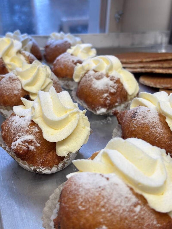 4 crèmebollen