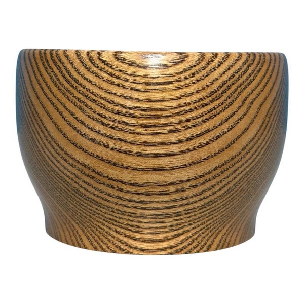 Handgedrechselte Urushi-veredelte Kaffeetasse aus Eschenholz