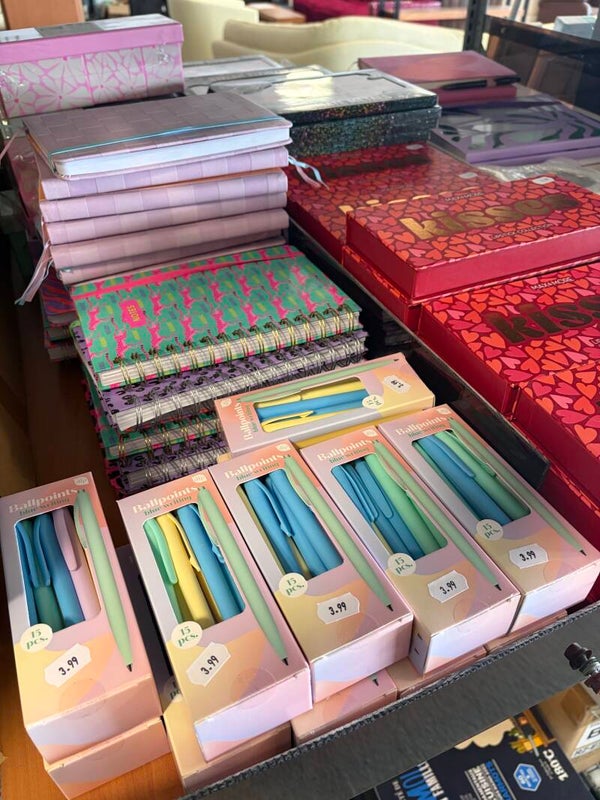 STYLO COFFRET BALLPOINTS 15Pcs