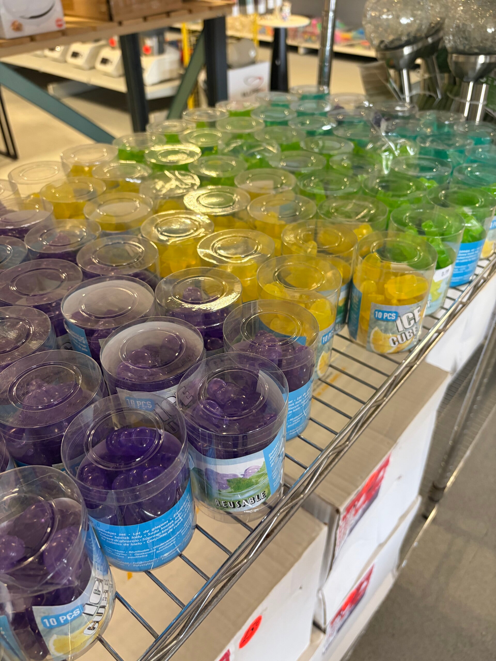 ICE CUBE : Boite glaçons rafraichissant colorées (Assortiment)