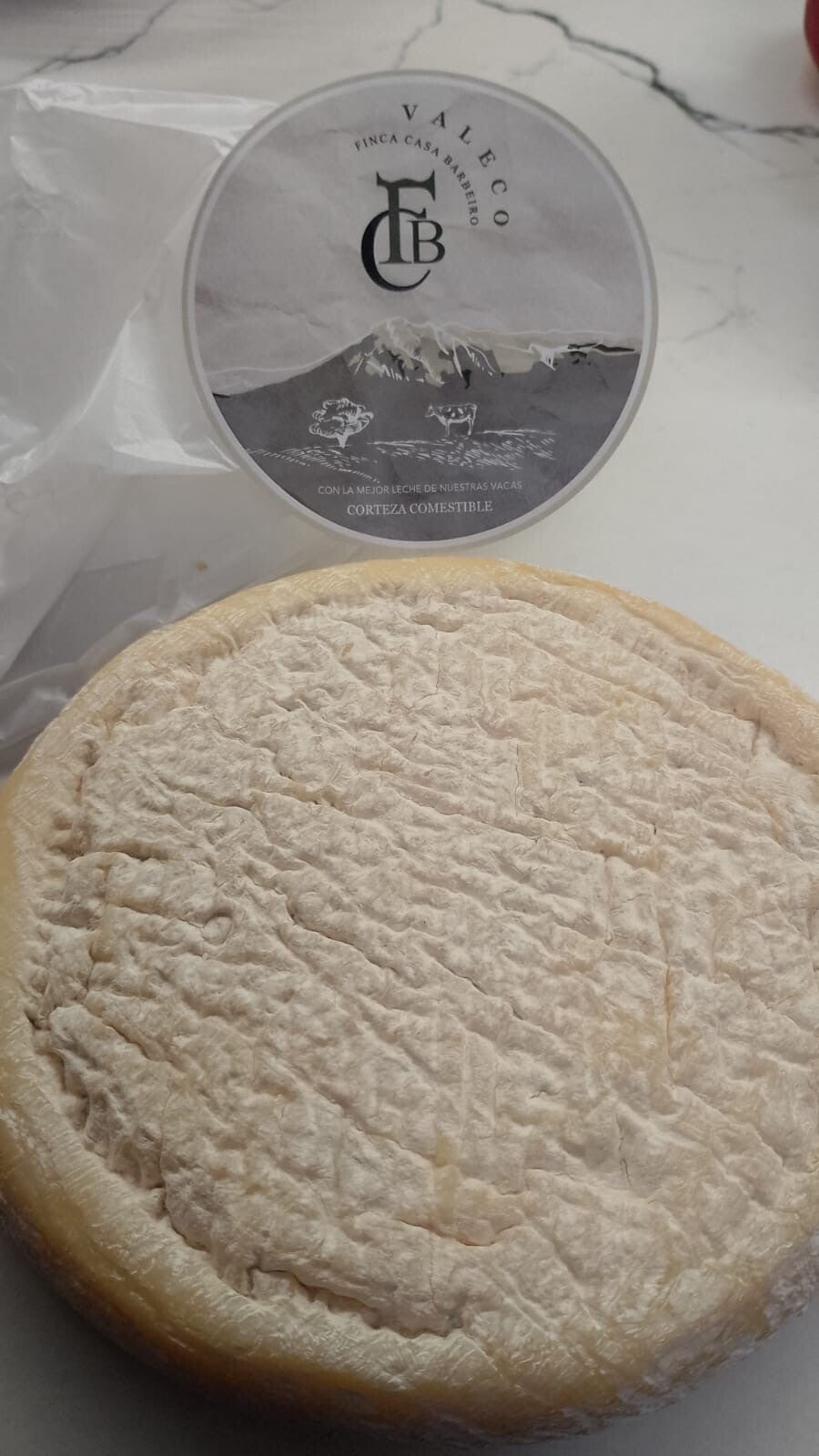 Queso de Vaca Valeco Pasta Blanca "4 semanas" 700grs aprox (Finca Casa Barbeiro)