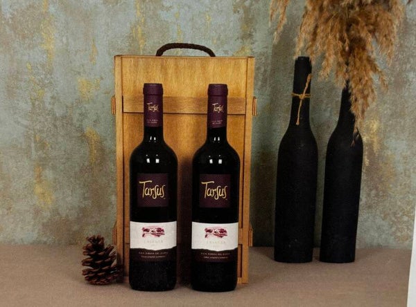 UD 15: Estuche de Madera con 2 Botellas de Tarsus Crianza 750ml - Ribera de Duero