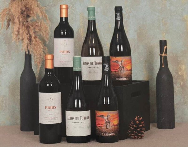 UD 38: Caja de Madera con 6 Botellas
