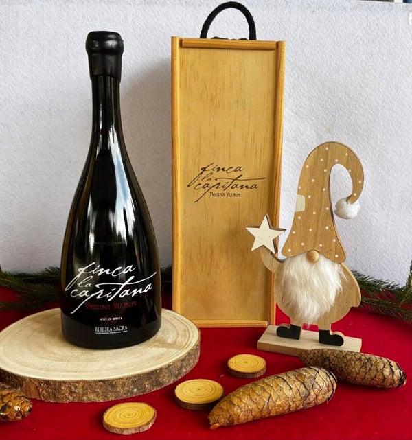 Vino Tinto Finca La Capitana Tempranillo 750ml (en caja de madera) (Regina Viarum) - Ribeira Sacra