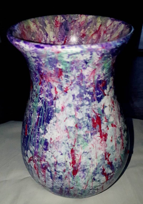Vase - object No.9022