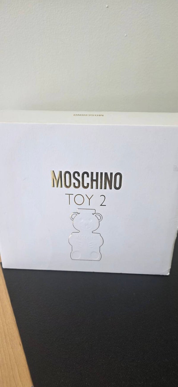 Moschino