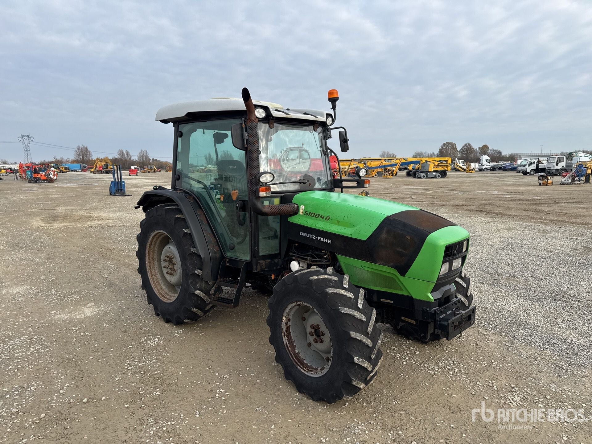 2015 Deutz-Fahr 5100.40 Trattore agricolo 4RM