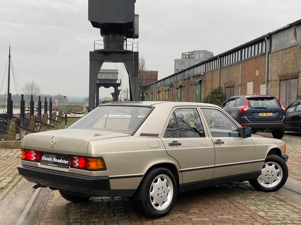 VERKOCHT!!! MERCEDES BENZ 190 2.0E 1987, AUTOMAAT, MOOIE STAAT!