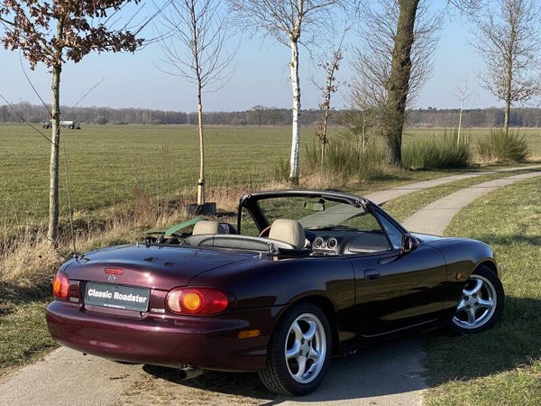 VERKOCHT! MAZDA MX5 NB 1.8 6 VERSNELLINGEN MIRACLE 140PK, AIRCO