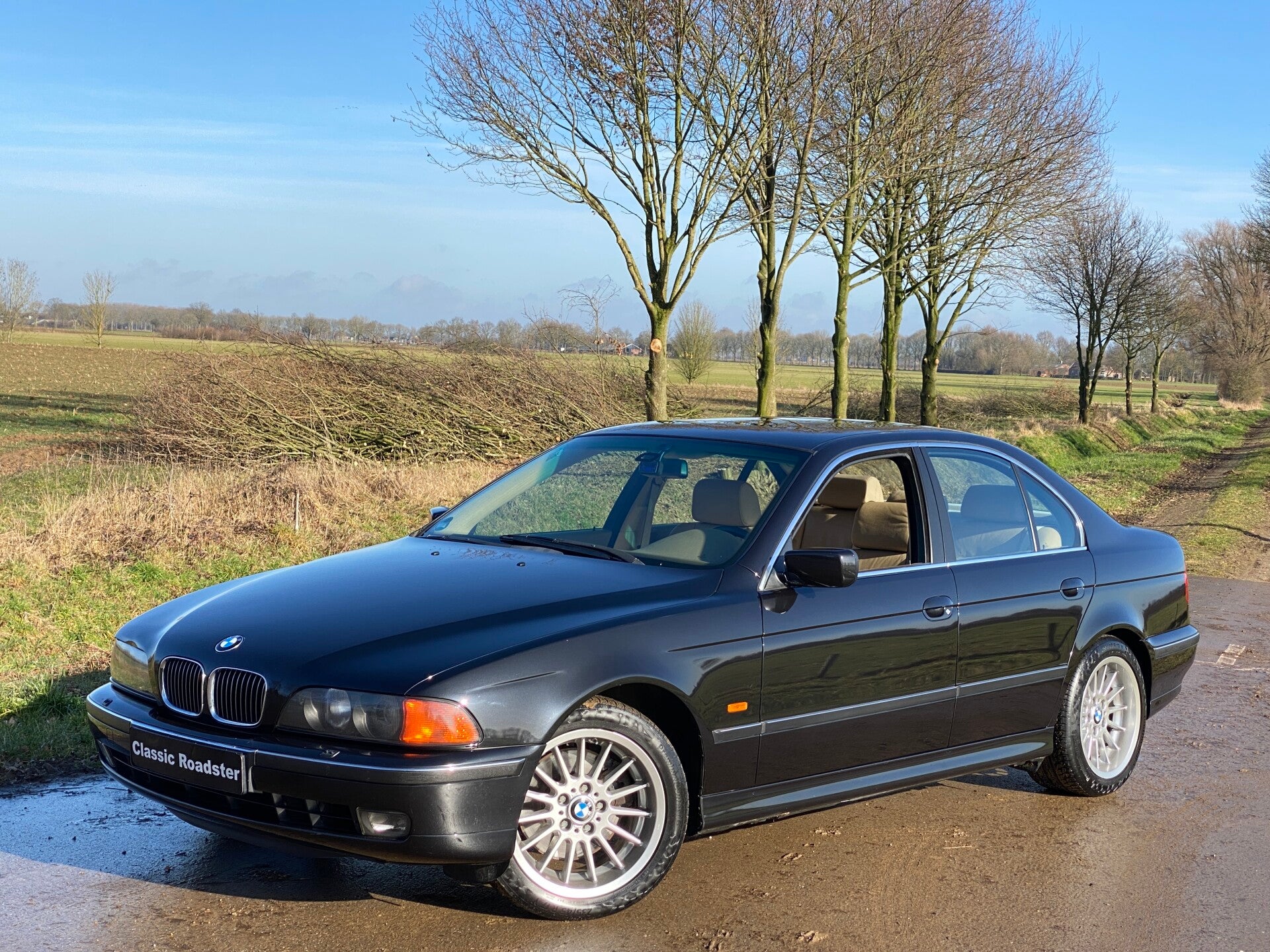 BMW 535i E39 V8 AUTOMAAT 1998, LEDER, SCHUIFDAK, YOUNGTIMER!