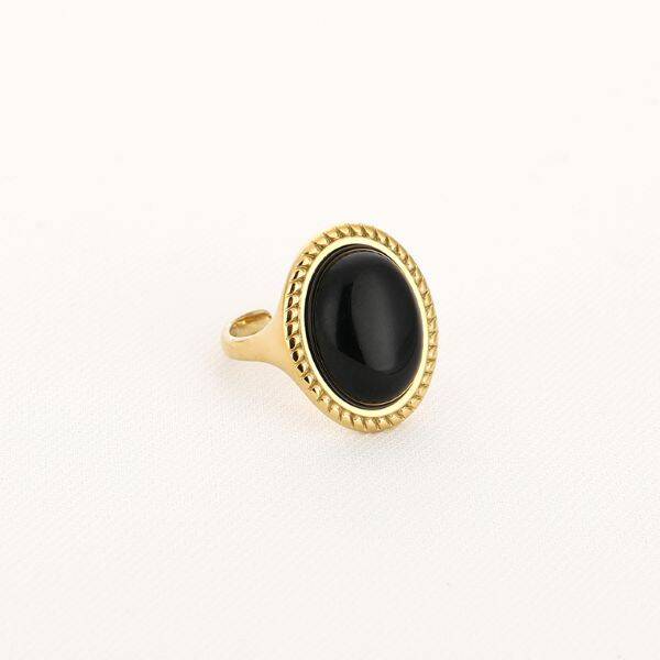 Ring Zwart met steen