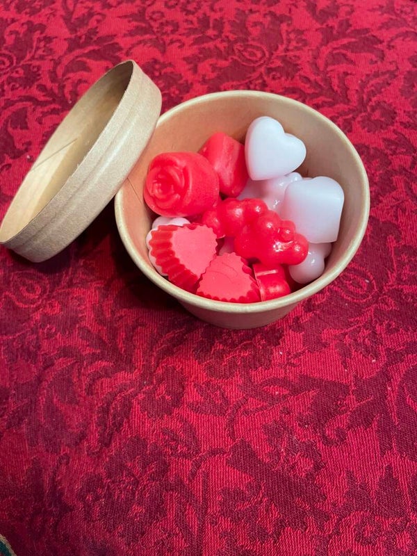 Valentine’s Day melts💛