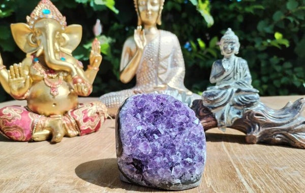 Géode Améthyste AA - bords polis - 323g