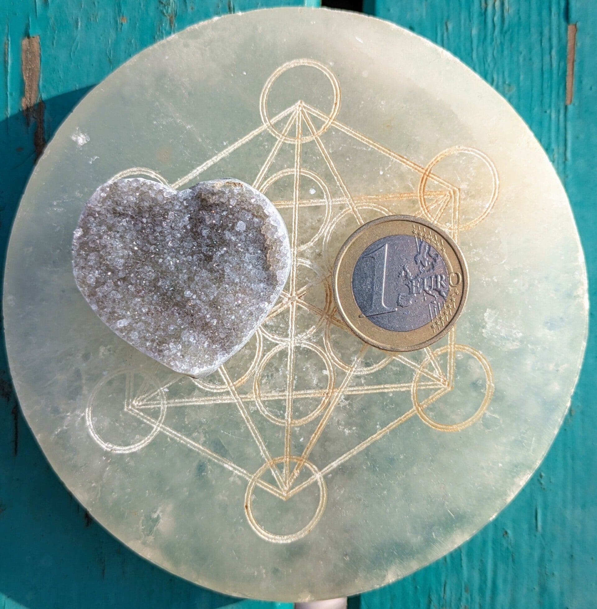 Galet Cœur en Améthyste Rainbow – Origine Uruguay – Qualité AA+