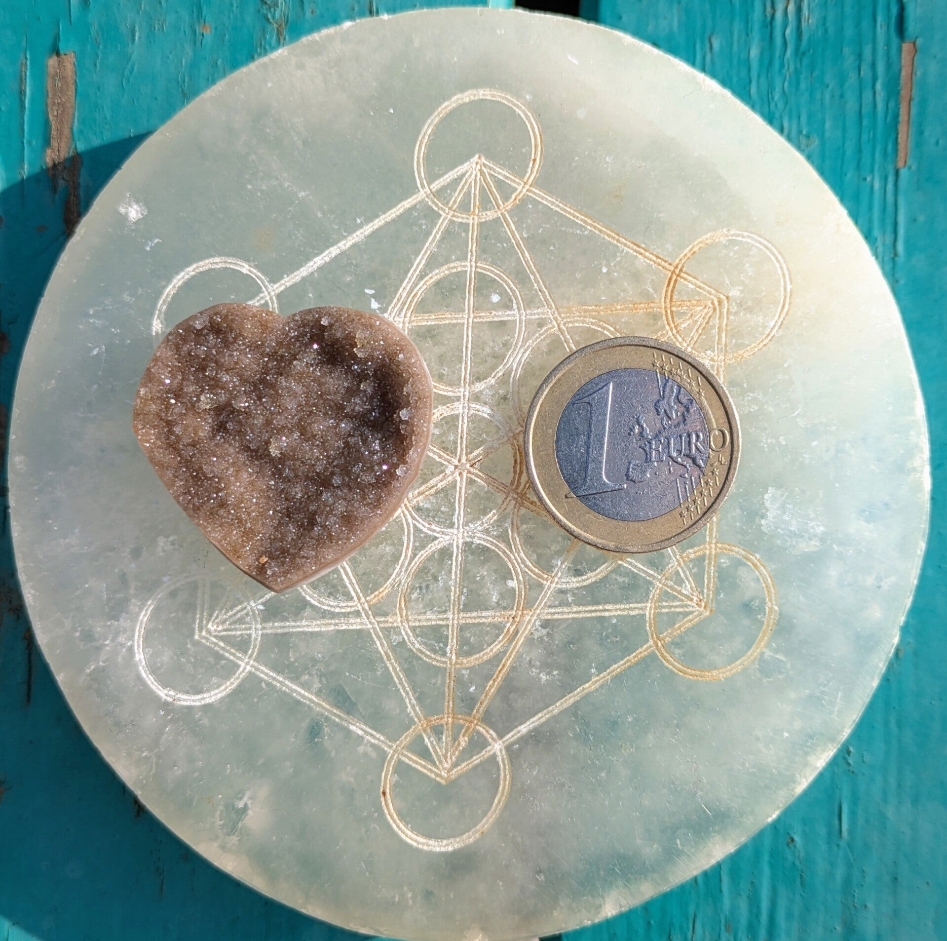 Galet Cœur en Améthyste Rainbow – Origine Uruguay – Qualité AA+