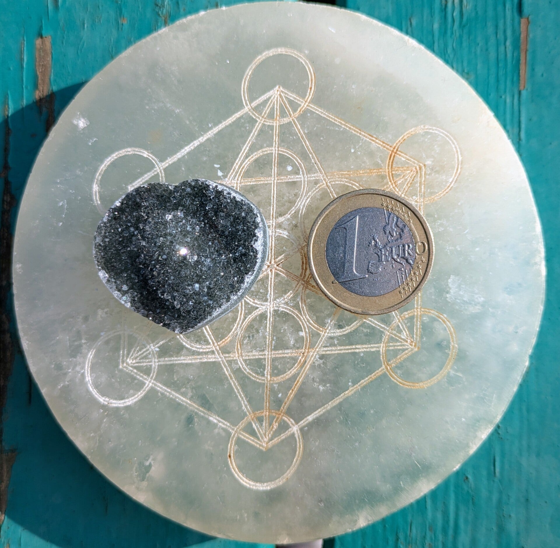 Galet Cœur en Améthyste Rainbow – Origine Uruguay – Qualité AA+