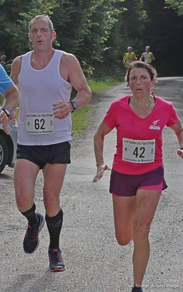 10km_42_62_dm-42-standard.jpg