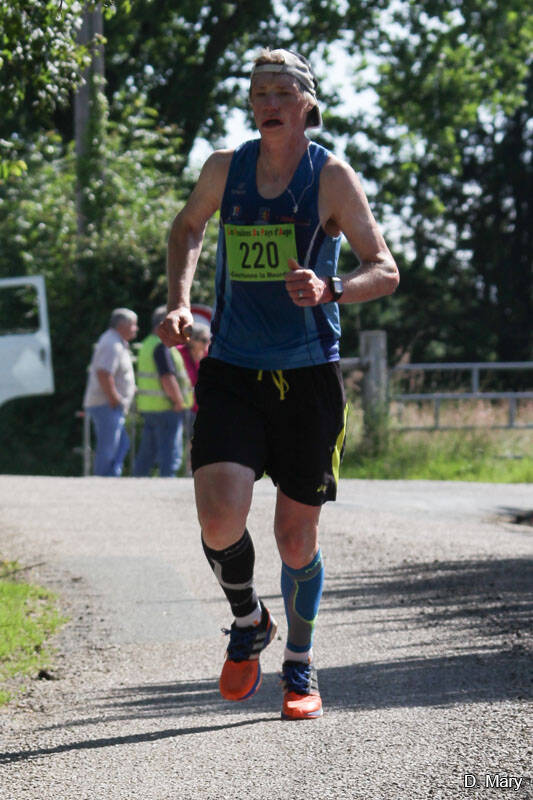 10kms_220_d-m-9-standard.jpg