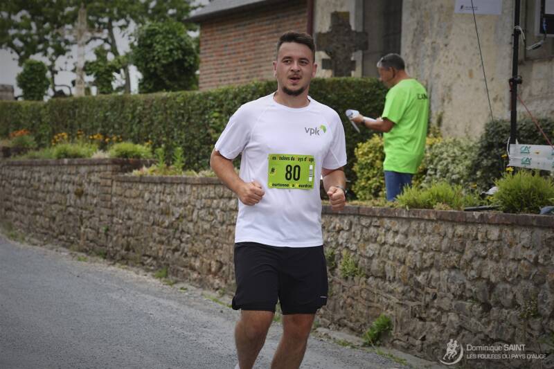 1f7a3229-standard-6tz0uy.jpg