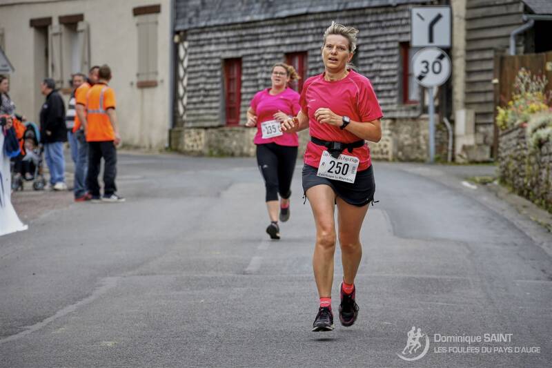 250-eveillechien-marie-noelle-20180617-a01u0681-standard-tb03hz.jpg