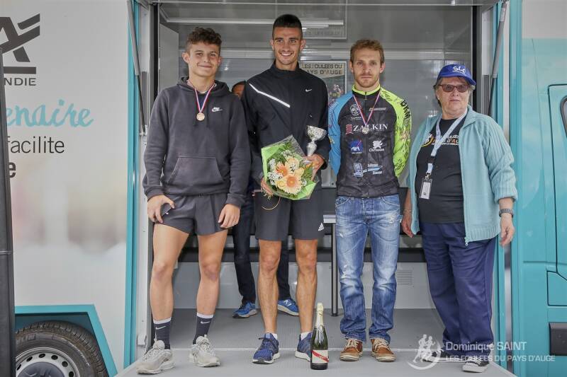 divers-20180617-a01u1989-standard.jpg