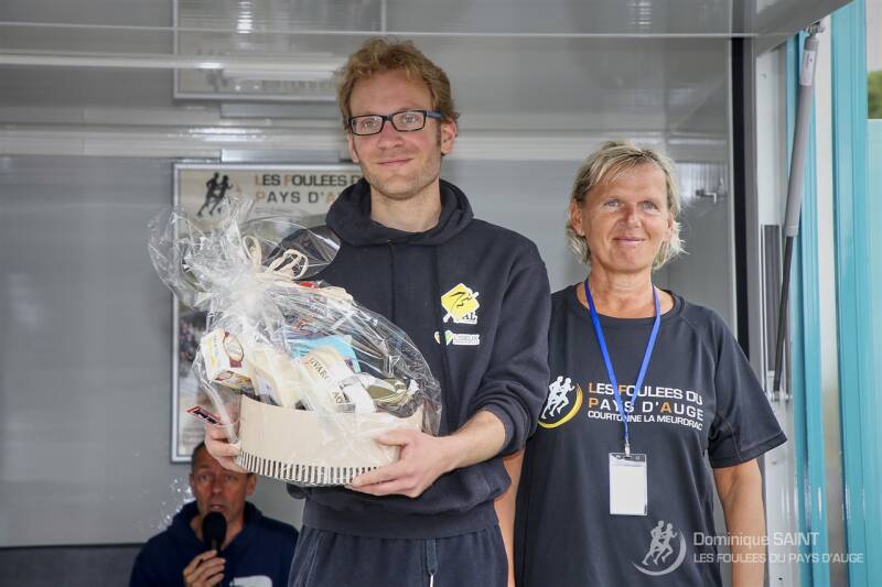 divers-20180617-a01u2021-standard.jpg