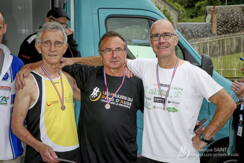 divers-20180617-a01u2024-standard.jpg