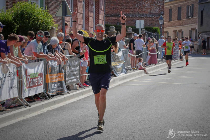 fq2i7085-standard.jpg