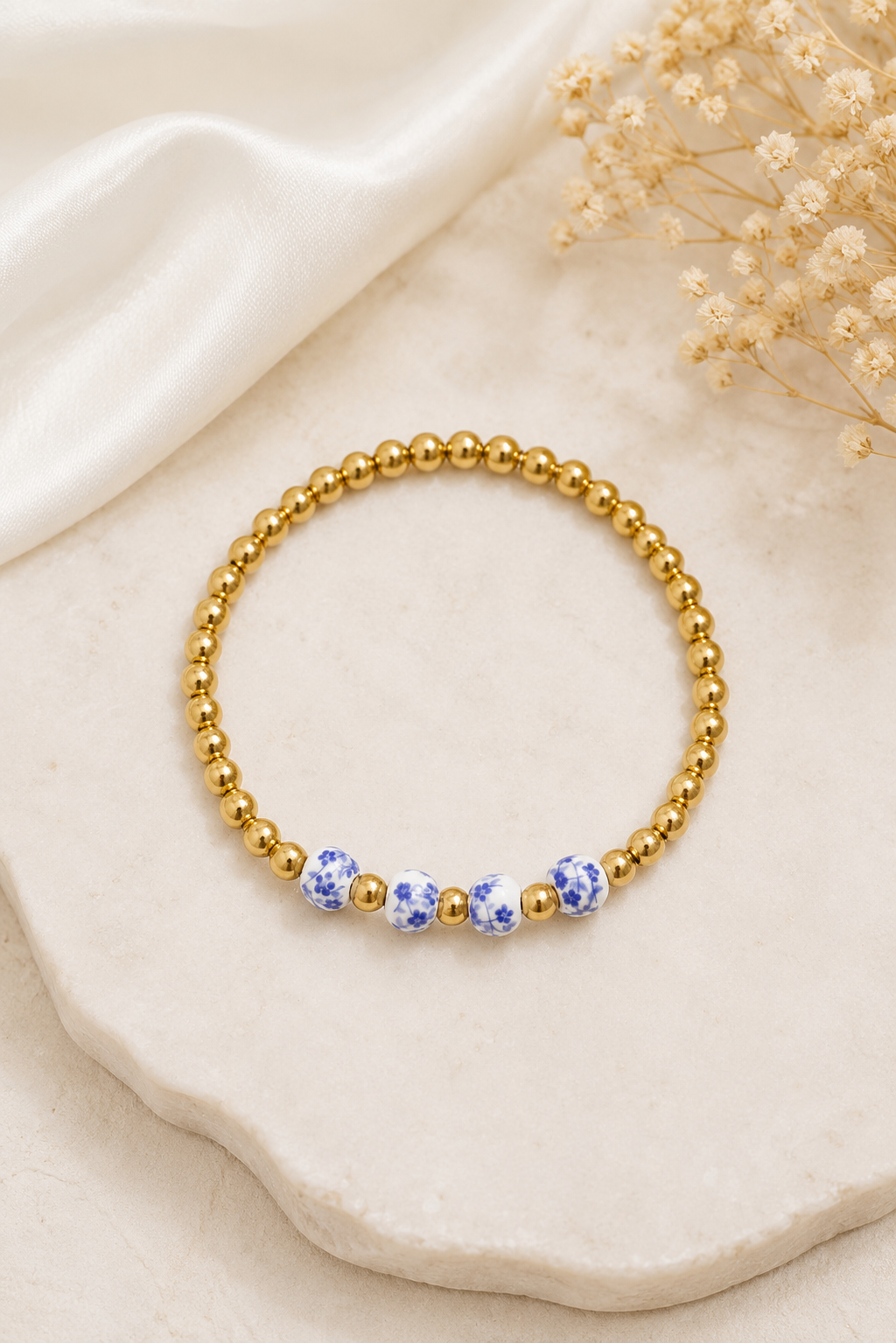 Stainless Steel Armband met Blauwwitte Porseleinlook Kralen