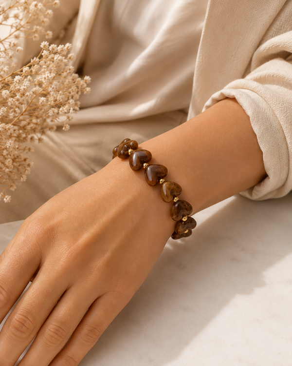 Bruine Hartjes Armband met Goudkleurige Details