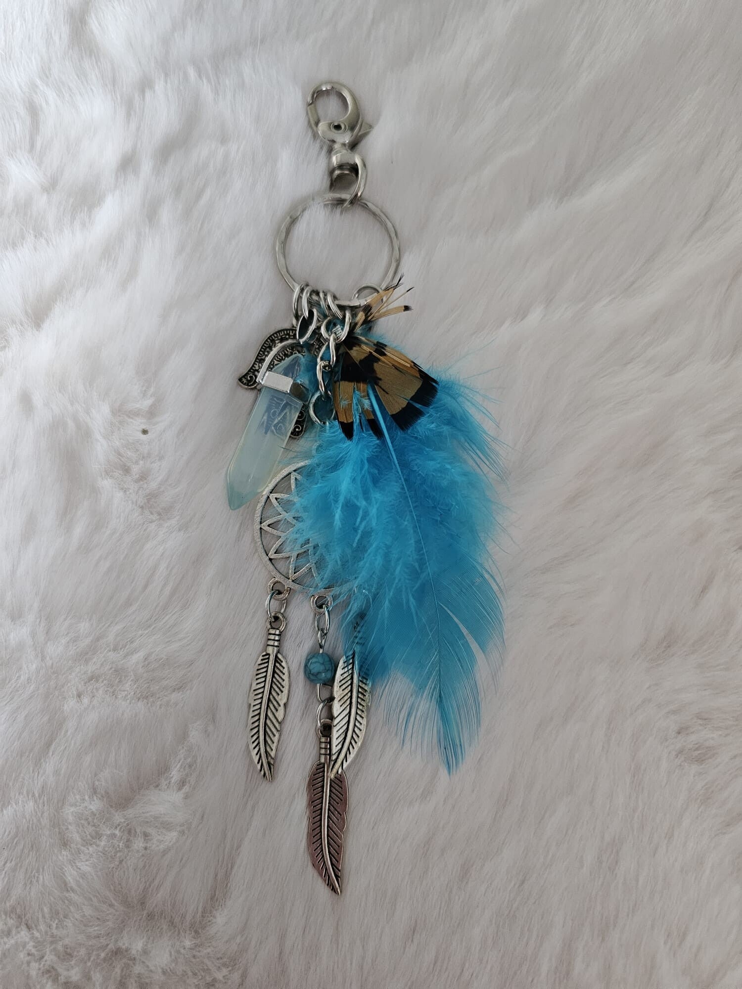 *Boho Sleutelhanger met Dromenvanger, Blauwe Veren & Charms – Spiritueel