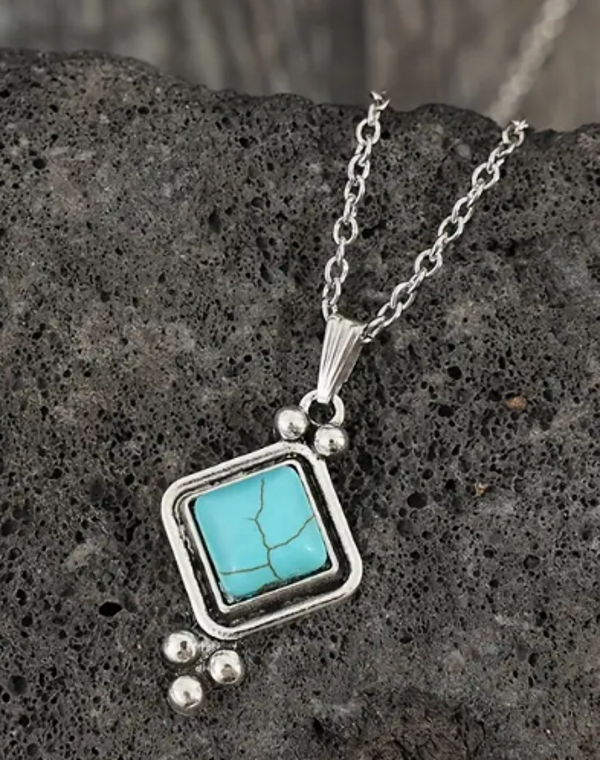 Western Turquoise Pendant Necklace