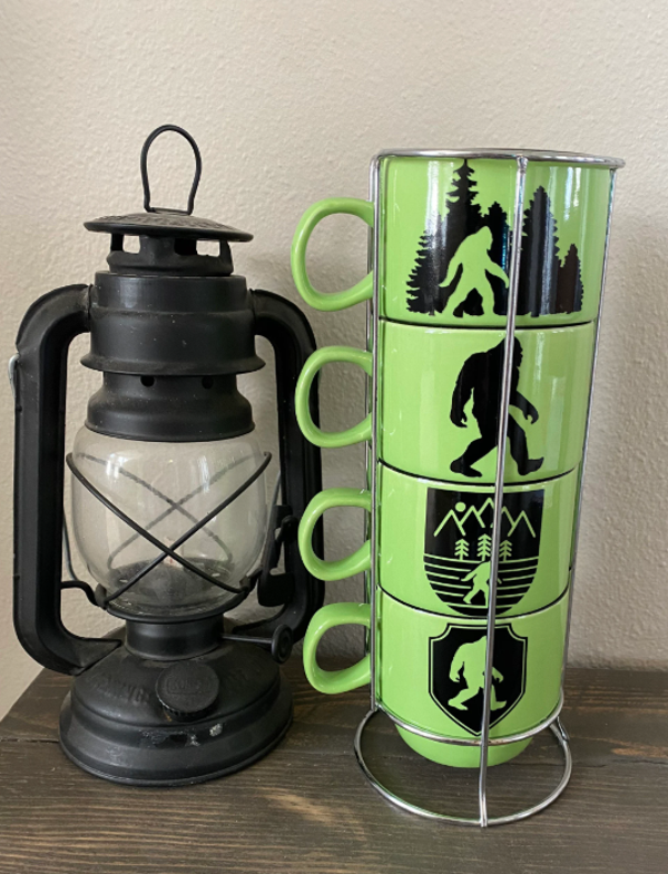 Bigfoot stacking mug set