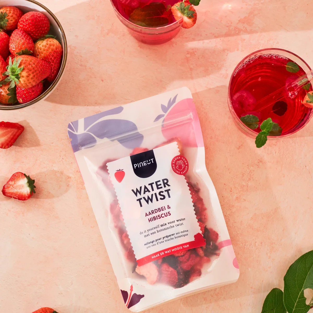 Pineut Watertwist Strawberry & Hibiscus BIO Pouchbag