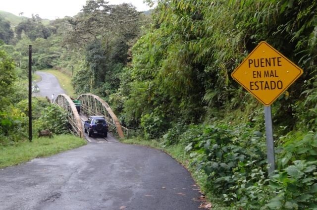 Routes and roads in Costa Rica