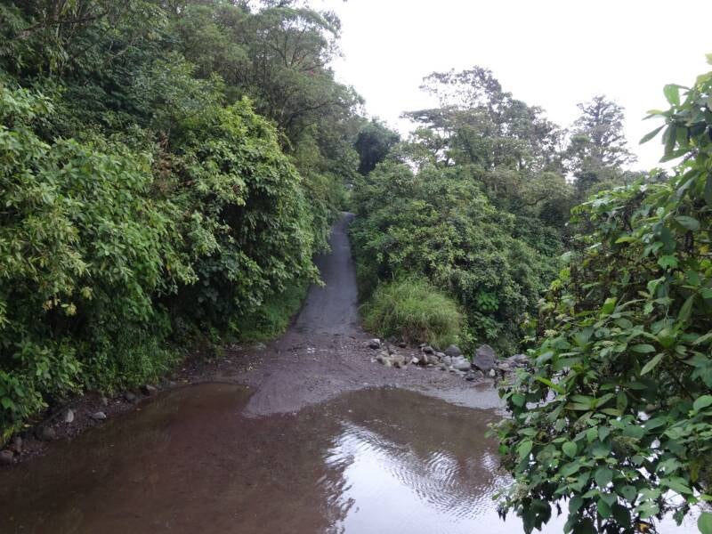 Adventurous River Crossing Costa Rica