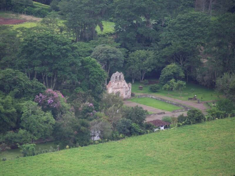 Ujarras Costa Rica
