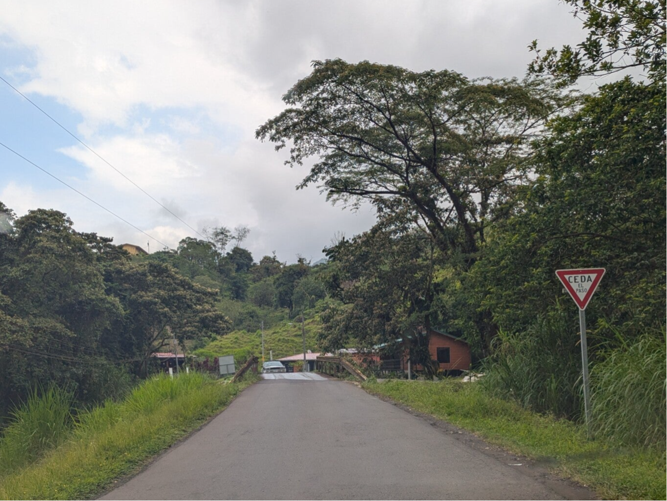 Ceda el Paso Costa Rica