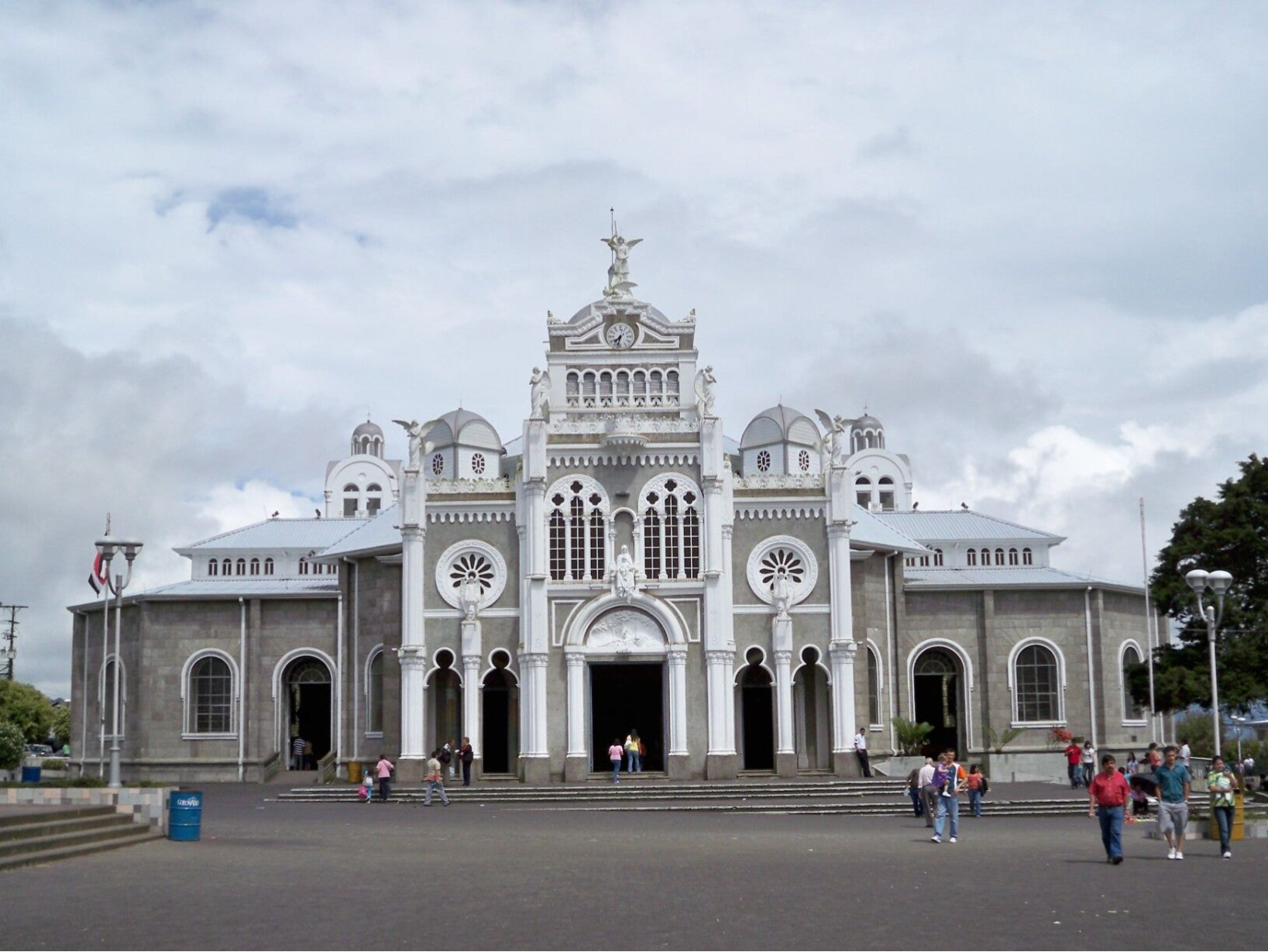Costa Rica Cartago Basilica de Nuestra Senora de Los Angeles Cartago Costa Rica