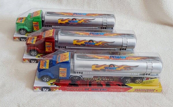 CAMION CITERNE 29 CM