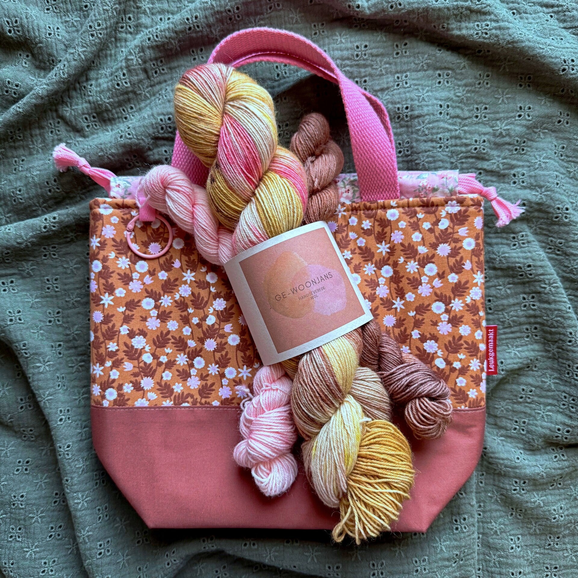 Gewoon Leuk Box Once upon a time, SET van project bag + wol